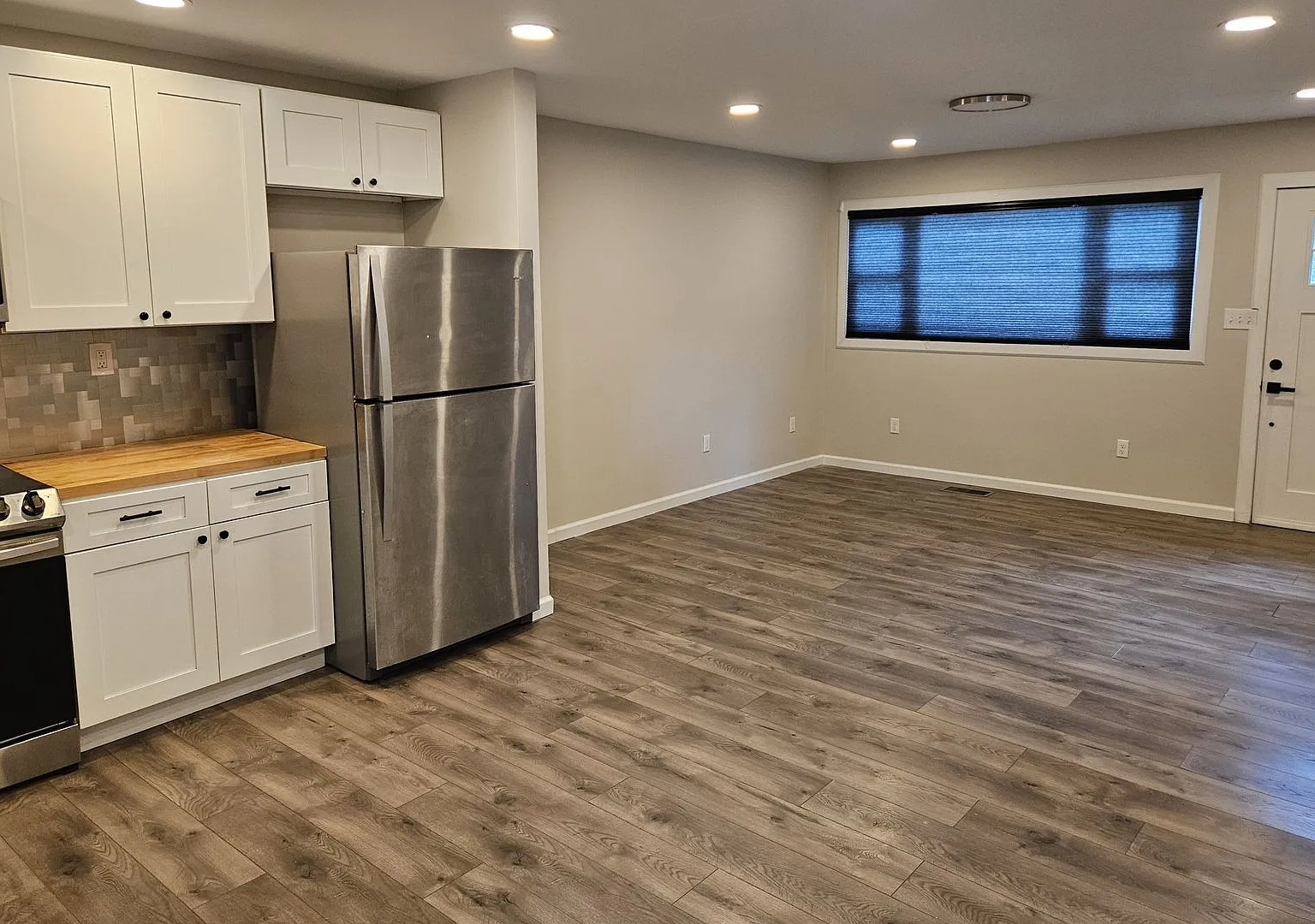 3 bed, 2.0 bath, 925 sqft, $1,700 — Photo 4