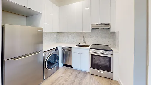3099 Washington St #2 Photo 1