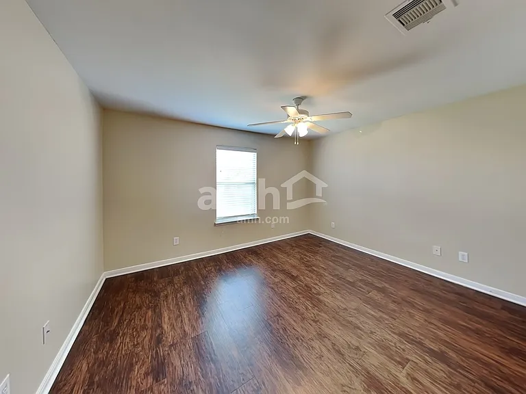 4411 Thistle Pond Ct — Photo 8
