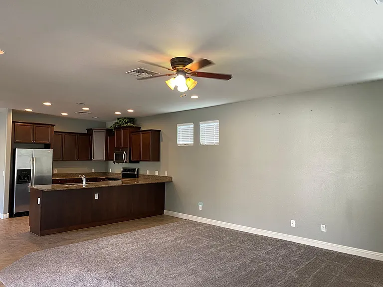 3279 E Jasper Dr — Photo 3