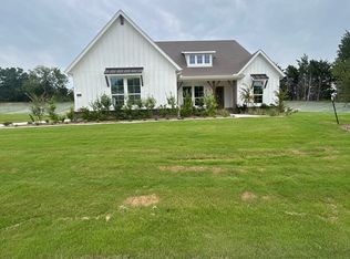 1004 Perrin Ln, Van Alstyne, TX 75495