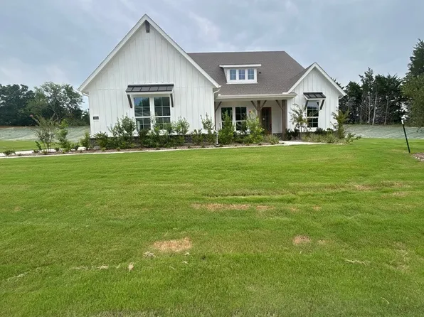 1004 Perrin Ln, Van Alstyne, TX 75495