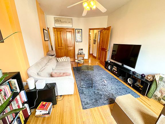 2nd image of 330 W 76th St APT 4a