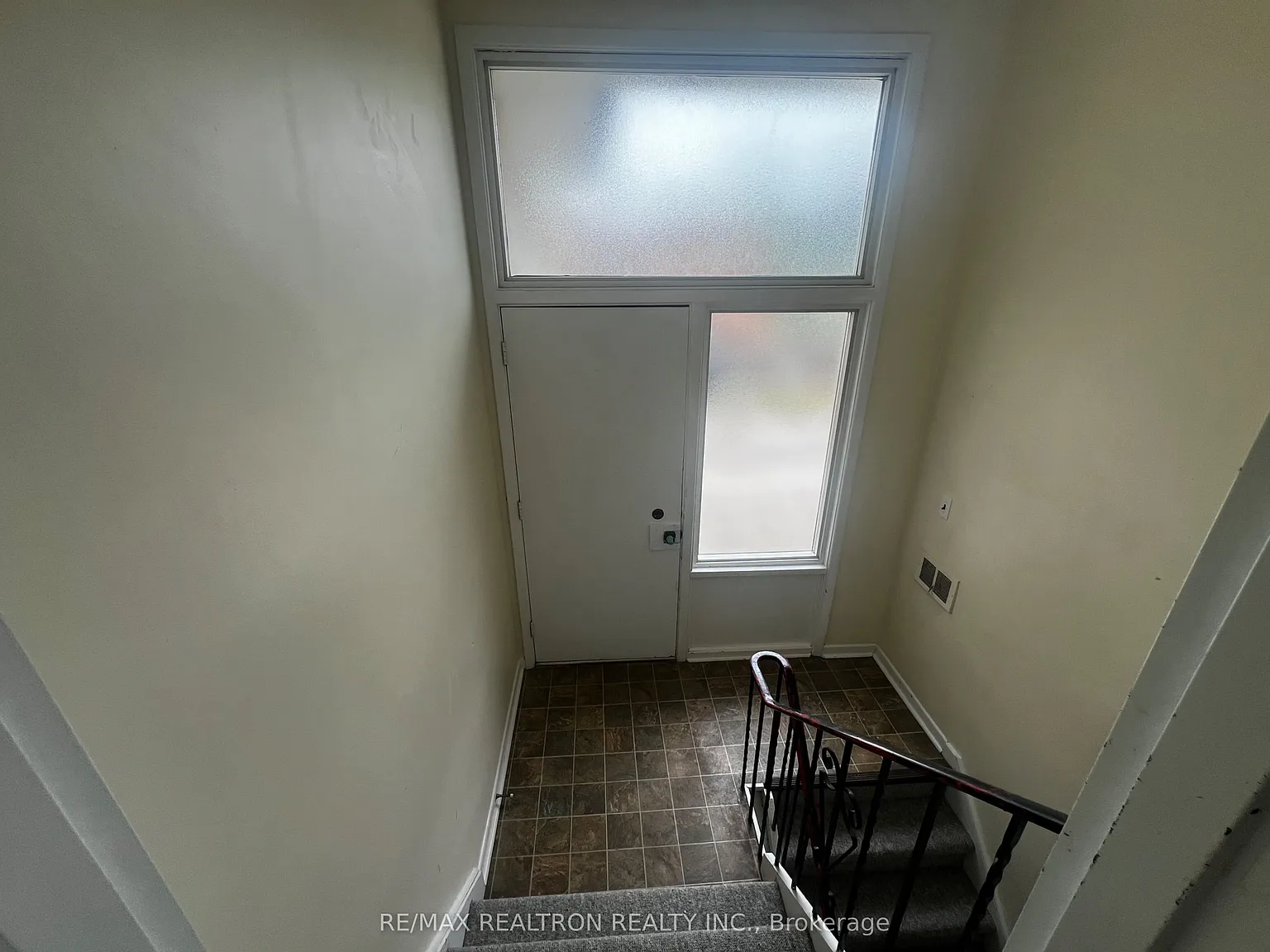 4 bed, $2,250 — Photo 3
