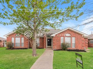 716 Flagstone Way, Wylie, TX 75098