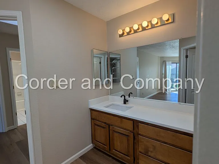 3345 Esplanade Cir SE — Photo 30