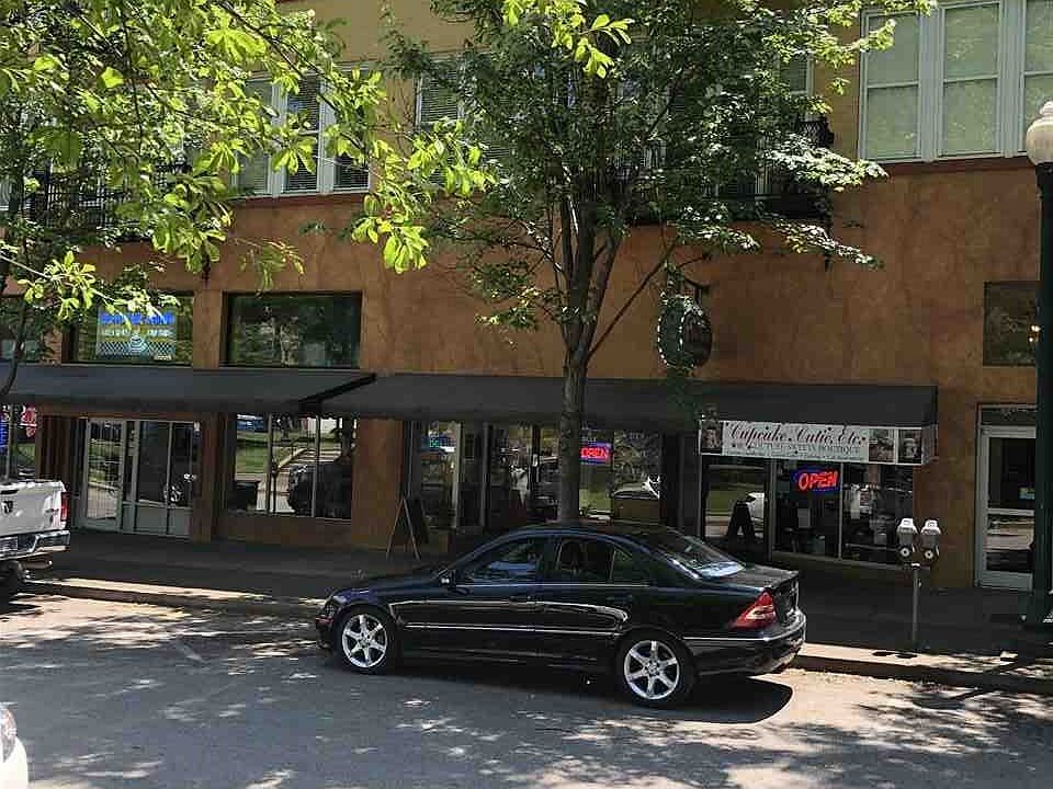 1st image of 107 Court Ave #302
