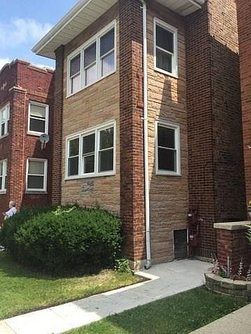 1st image of 3639 N Troy St #1