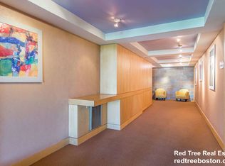 320 Hammond Pond Pkwy APT 504, Chestnut Hill, MA 02467