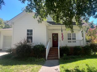 588 Lakeside Valley Dr, Winston Salem, NC 27107