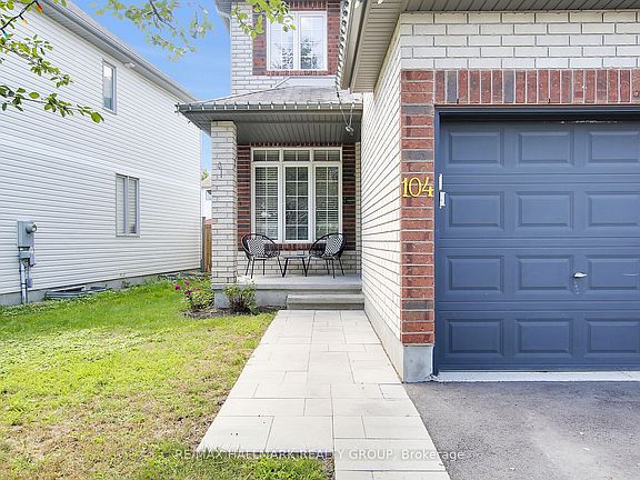 2nd image of 104 Strathcarron Cres