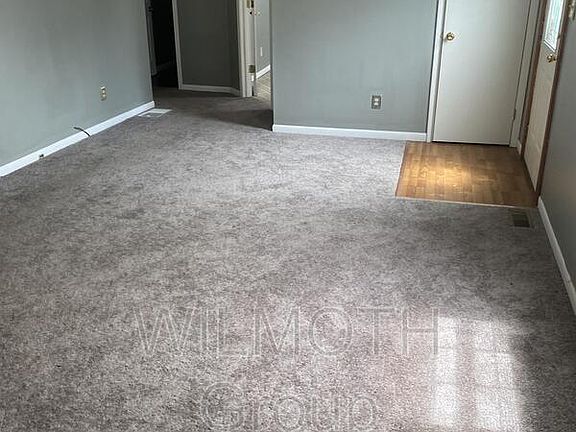 4th image of 2135 Parker Ave