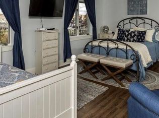 304 Eddy Rd #202, Edgecomb, ME 04556