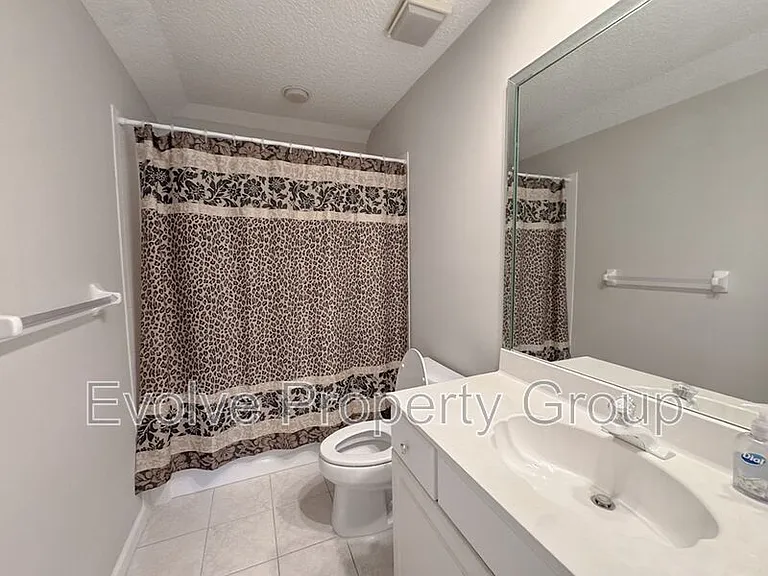 822 Summer Bay Dr — Photo 9