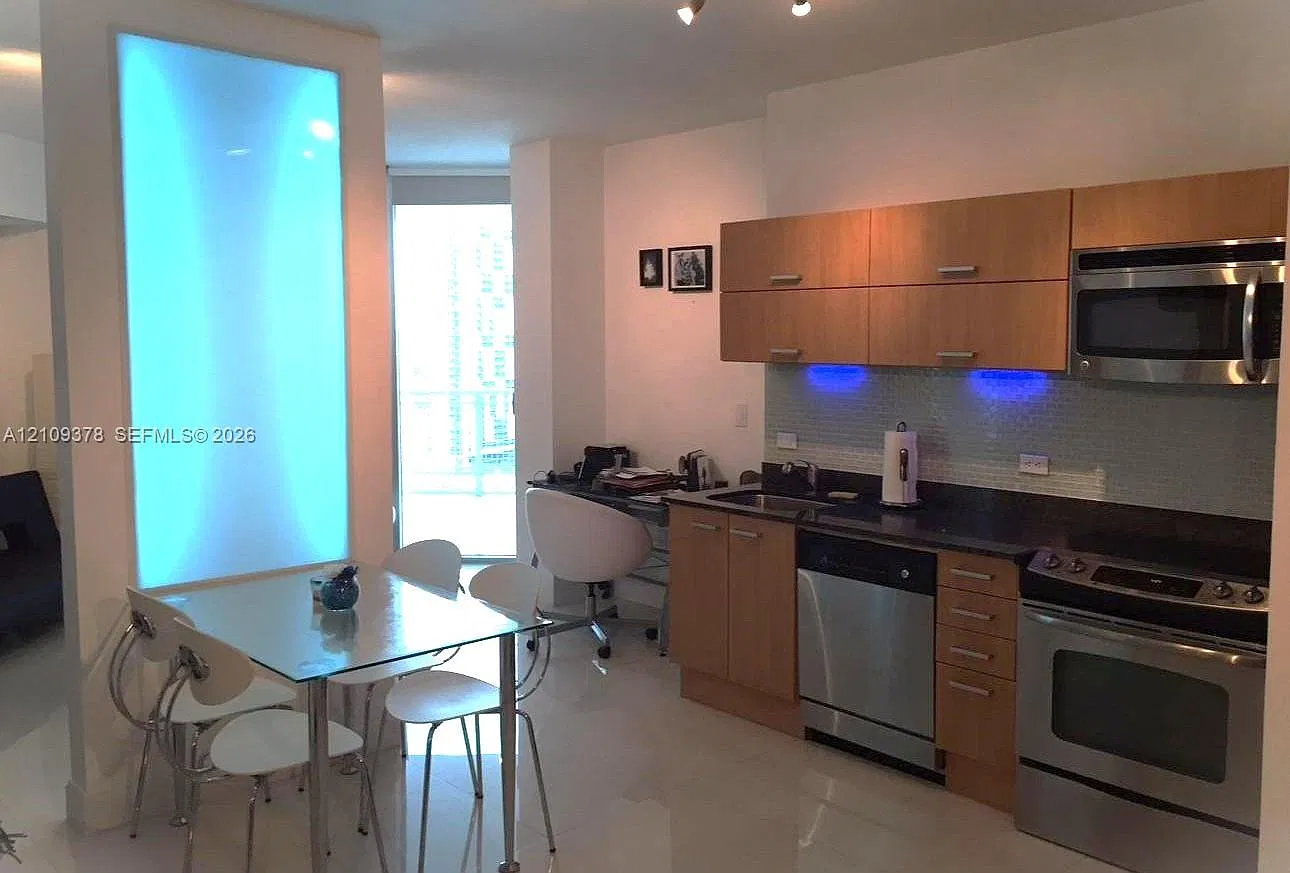 Wind Condo — Photo 1