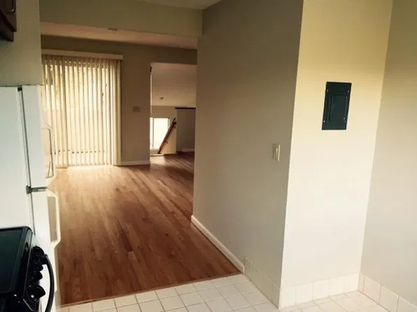 1576 Hollenbeck Ave APT 4, Sunnyvale, CA 94087