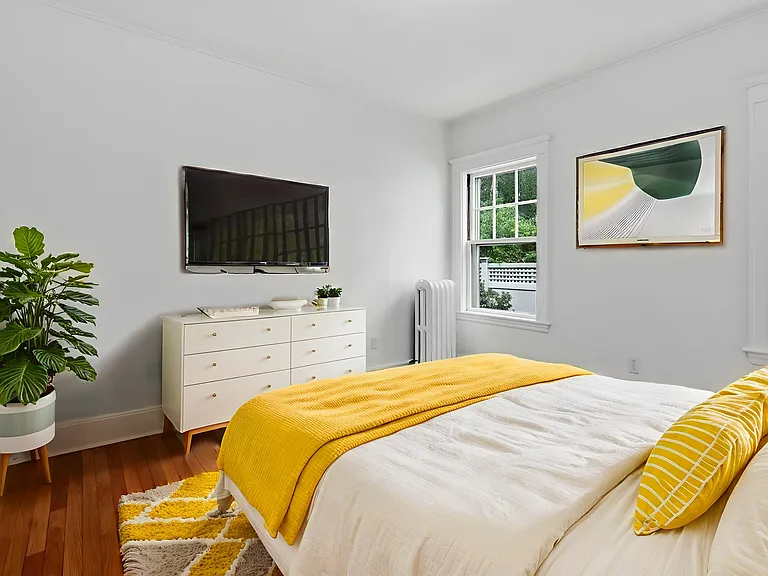 8 Jenison St #1 — Photo 5