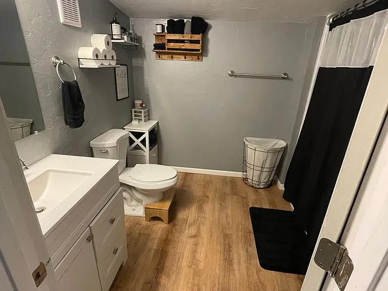 163 Plummer Ave — Photo 14