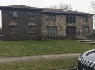 175 W Castor Pl, Staten Island, NY 10309