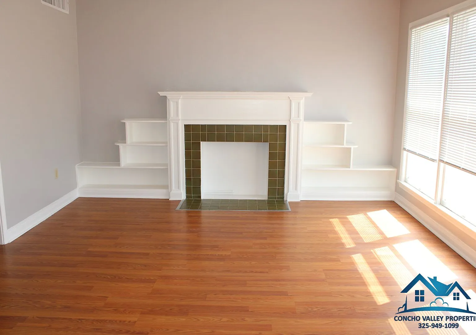 2 Bed/ 1 Bath in Santa Rita for Rent — Photo 3