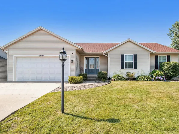 25754 Pack Trl, South Bend, IN 46628