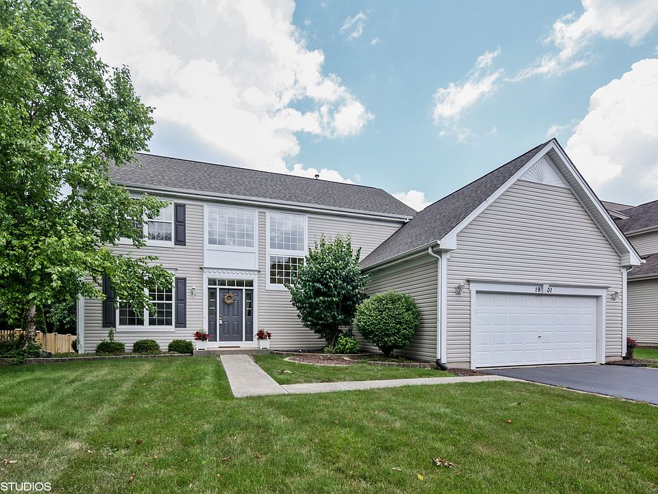 1st image of 1901 Pinnacle Dr