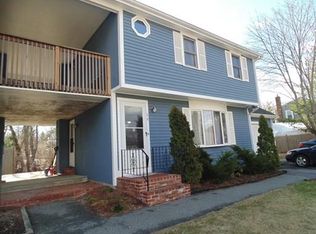 26 Yoke Rd, Bridgewater, MA 02324