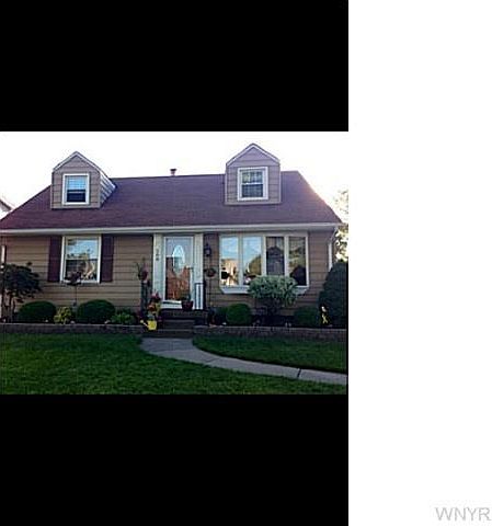 1st image of 588 Cornwall Ave