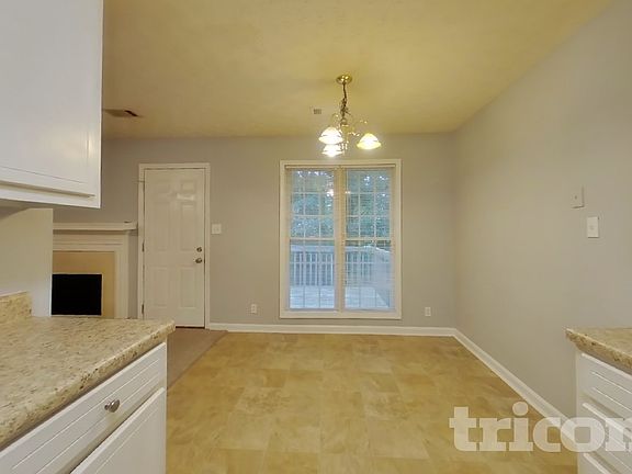 3rd image of 137 Poplar Way