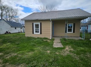 903 S Jefferson Ave, Aurora, MO 65605