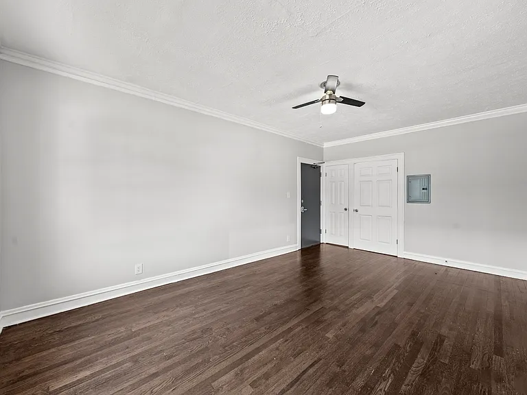 1385 Cranford Ave #10 — Photo 13