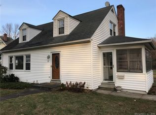 27 Abbott Ave, Ridgefield, CT 06877