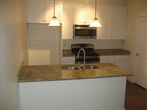 4th image of 170 E Belmont Ave APT 19