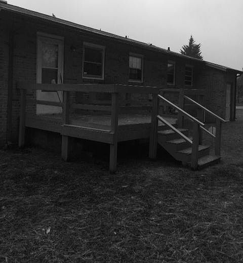 2nd image of 548 Spruce St