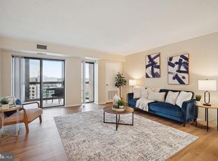 900 N Stafford St APT 1111, Arlington, VA 22203