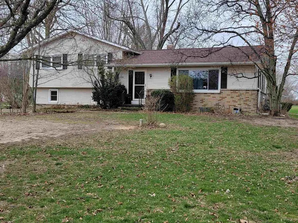 4156 Guernsey St, Adrian, MI 49221