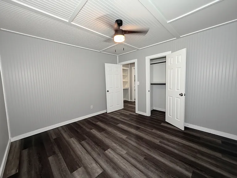 1016 W Crawford St — Photo 16