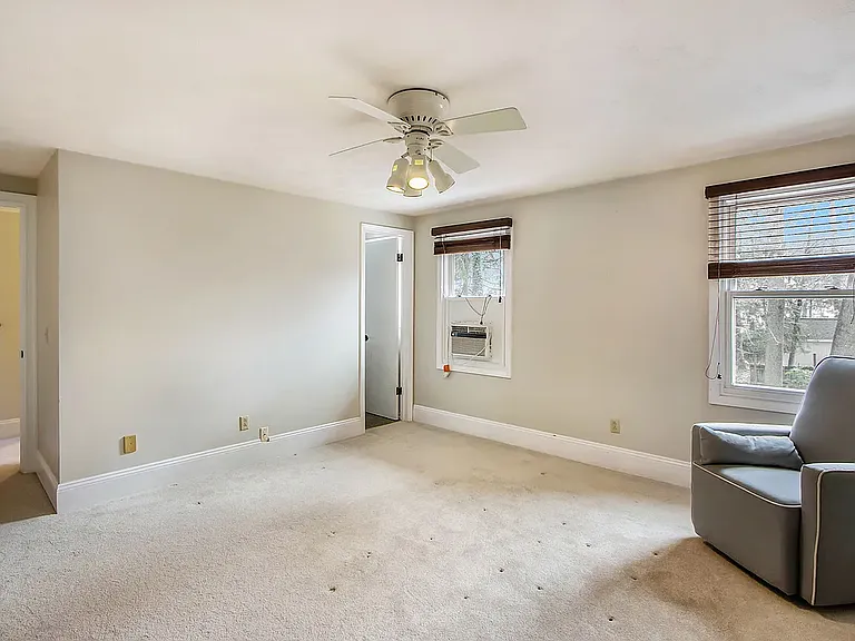 8742 Merrimac St — Photo 7