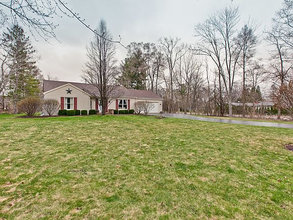 Beautiful front yard.