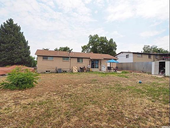 3rd image of 3576 S Royal Scott Dr