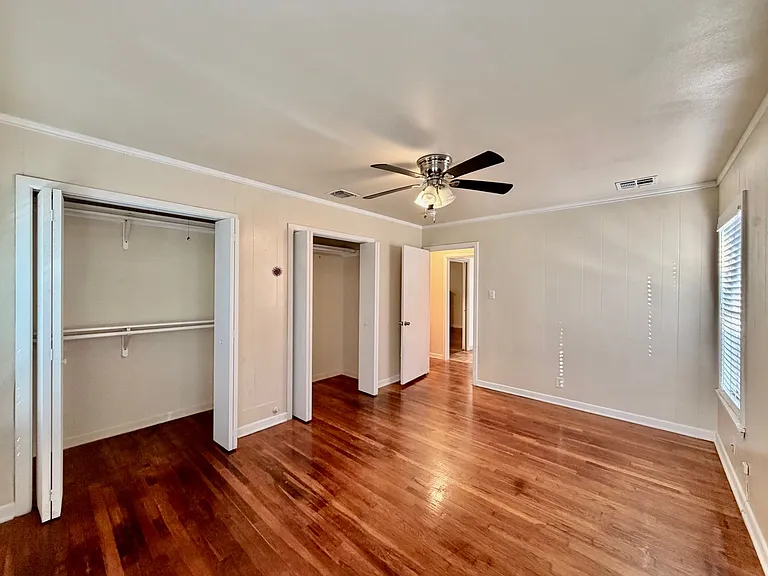1224 Academy St — Photo 9