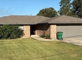 616 Oak Ln, Thibodaux, LA 70301