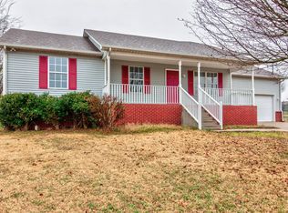 305 Griffin Ct, La Vergne, TN 37086