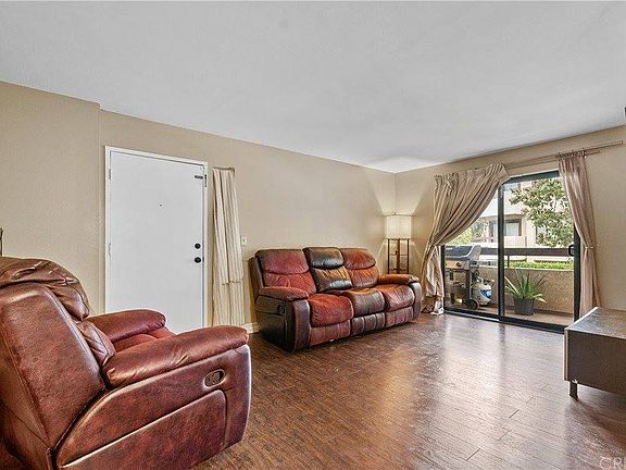 3rd image of 18187 Sundowner Way Unit 827