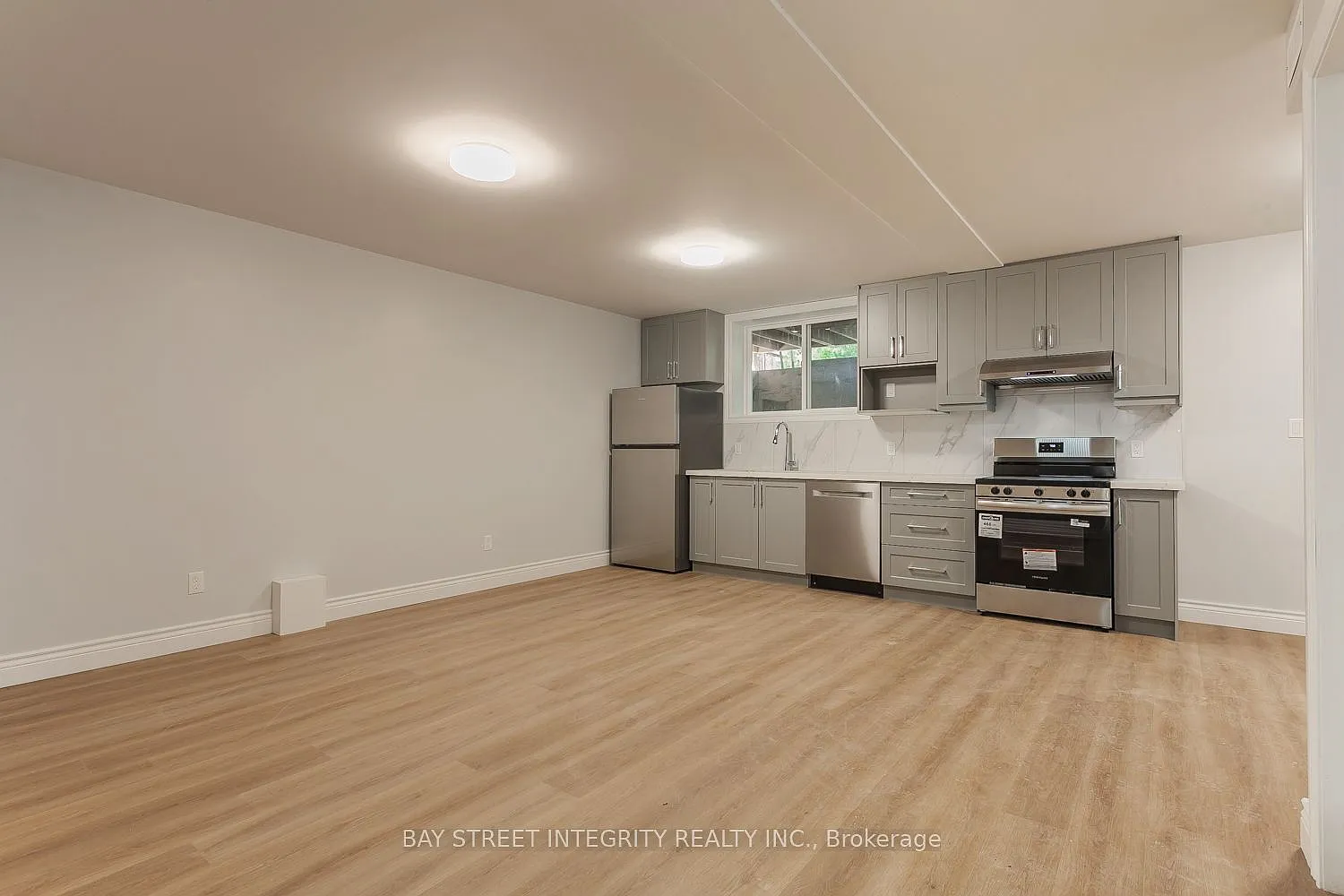 4 bed, $4,500 — Photo 2