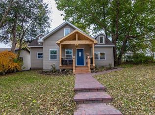 619 4th St, Nevada, IA 50201