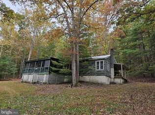 1001 Rocky Mountain Rd, Fayetteville, PA 17222