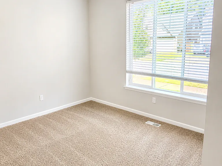 9945 Jackson St SE — Photo 2