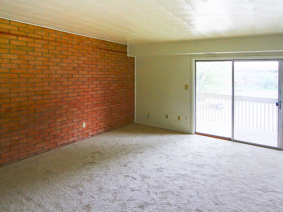 Building Photo 5