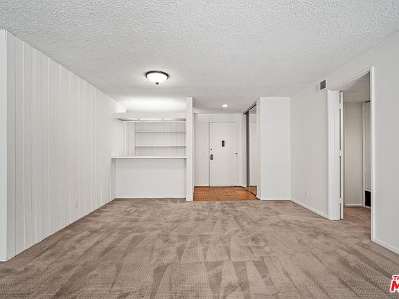 5th image of 6425 Green Valley Cir Unit 202